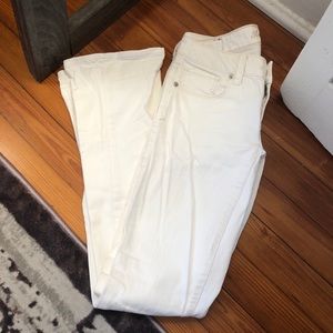 American Eagle Skinny Kick White Jeans